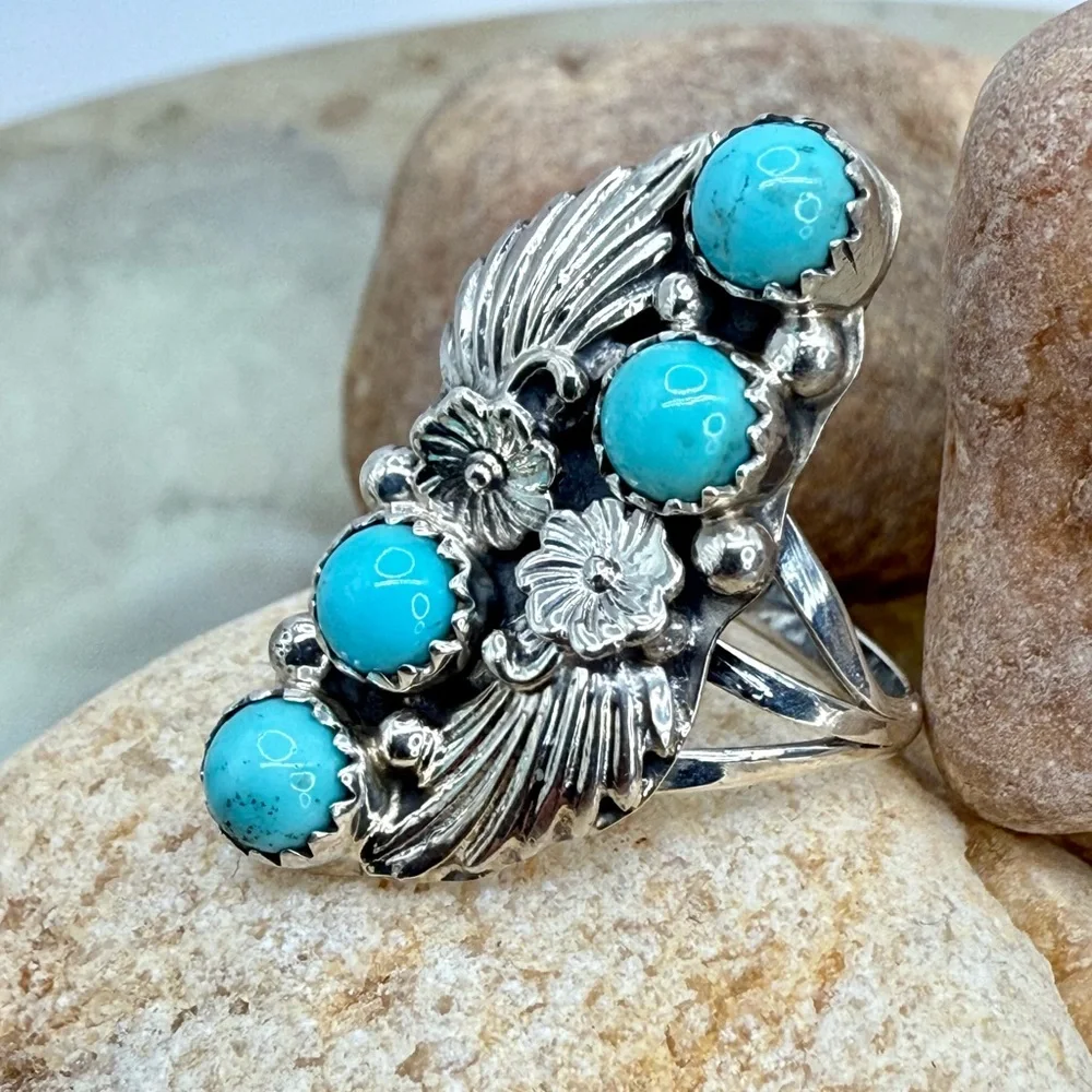 Native American 925 Turquoise Floral & Leaf Ring by Harris Largo – 5.47g